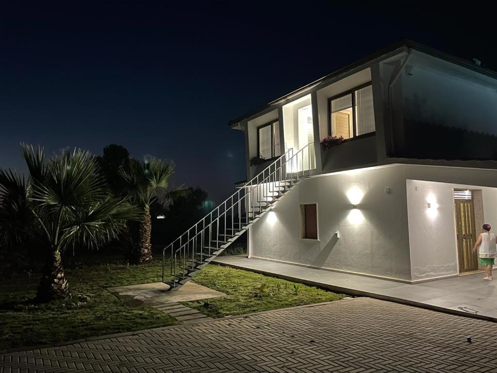 Casa Vacanza Villa Dorotea 파르티니코 외부 사진